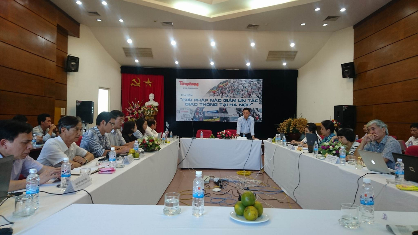 Tọa đàm: 'Giải pháp nào giảm ùn tắc giao thông tại Hà Nội?' ảnh 1