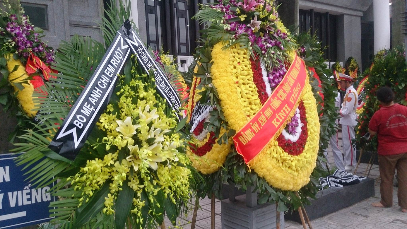 Hàng nghìn người đội mưa tiễn biệt 9 liệt sĩ CASA-212 ảnh 69