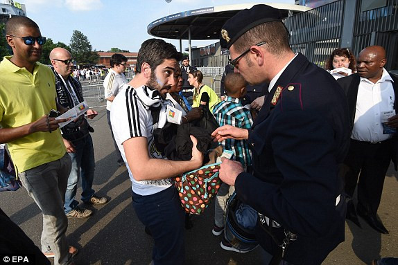 Real Madrid lên đỉnh châu Âu sau cuộc 'đấu súng' nghẹt thở ảnh 5