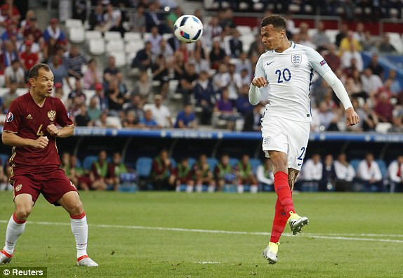 Anh vs Nga (1-1): Cầm vàng lại để vàng rơi ảnh 15