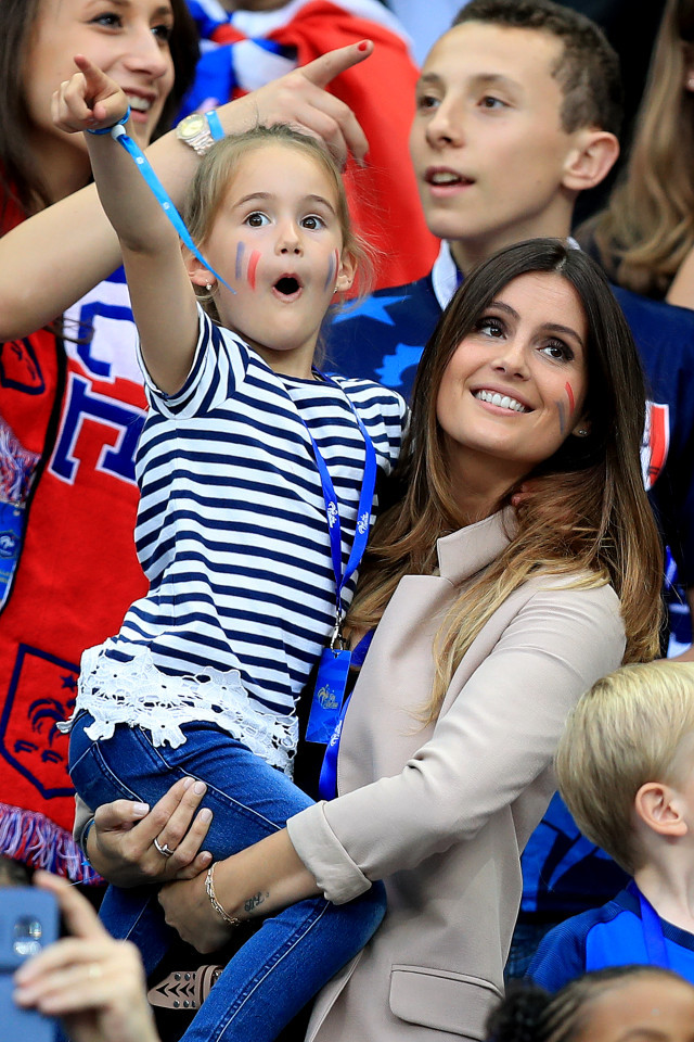 Xứ Wales giành chiến thắng lịch sử ảnh 23