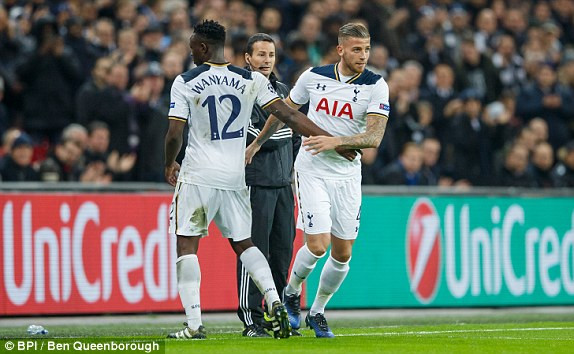 M.U vs Tottenham (1-0): 'Người hùng' Mkhitaryan ảnh 2