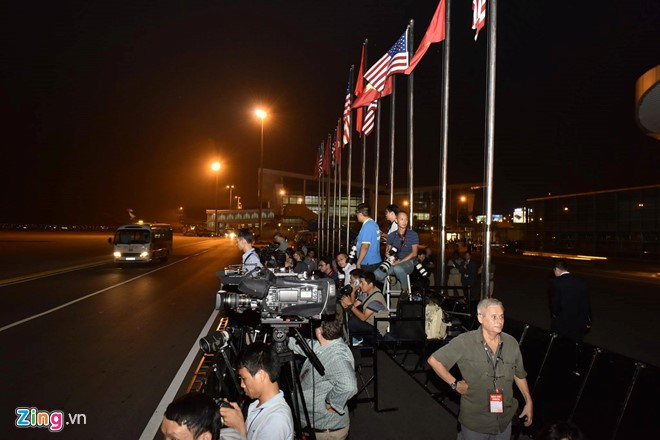 Tổng thống Mỹ Obama đã đến Hà Nội ảnh 15