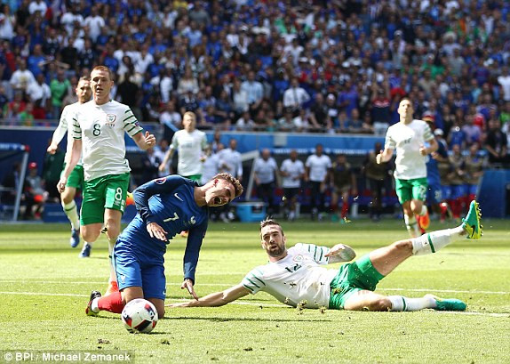 Griezmann lập cú đúp, Pháp ngược dòng thắng CH Ireland ảnh 20