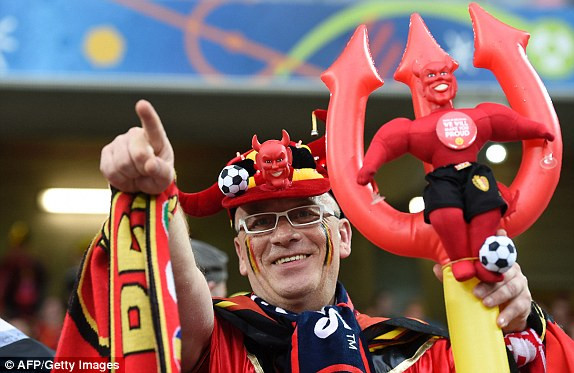 Xứ Wales nối dài kỳ tích, Bale hẹn Ronaldo ở bán kết ảnh 4