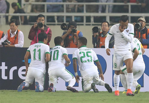 Tuyển Việt Nam bị loại nghiệt ngã khỏi AFF Cup 2016 ảnh 17
