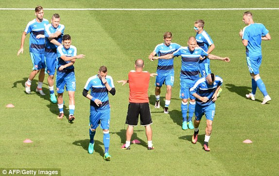 Đức vs Slovakia (3-0): Sức mạnh nhà vua ảnh 9