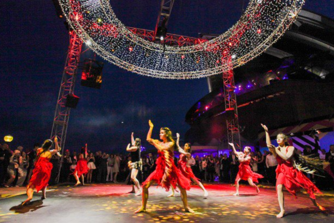 Thế giới tưng bừng chào đón năm 2017 ảnh 22