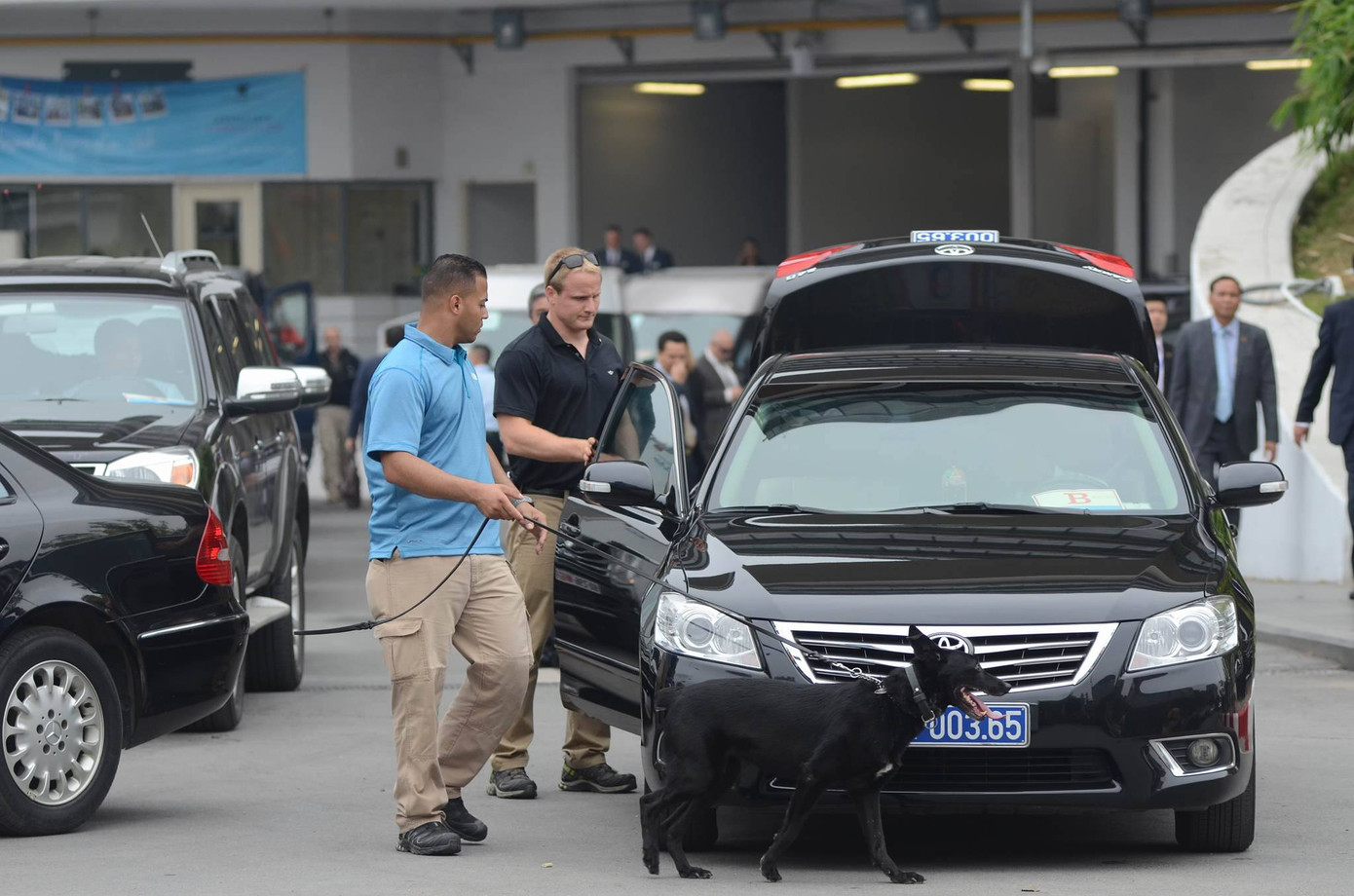 Ông Obama thưởng thức bún chả Hà Nội ảnh 80