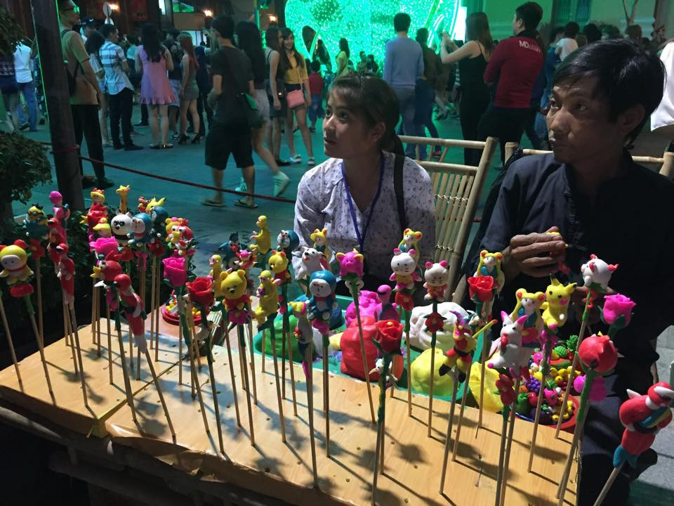 Cả nước tưng bừng đón năm mới Bính Thân 2016 ảnh 33