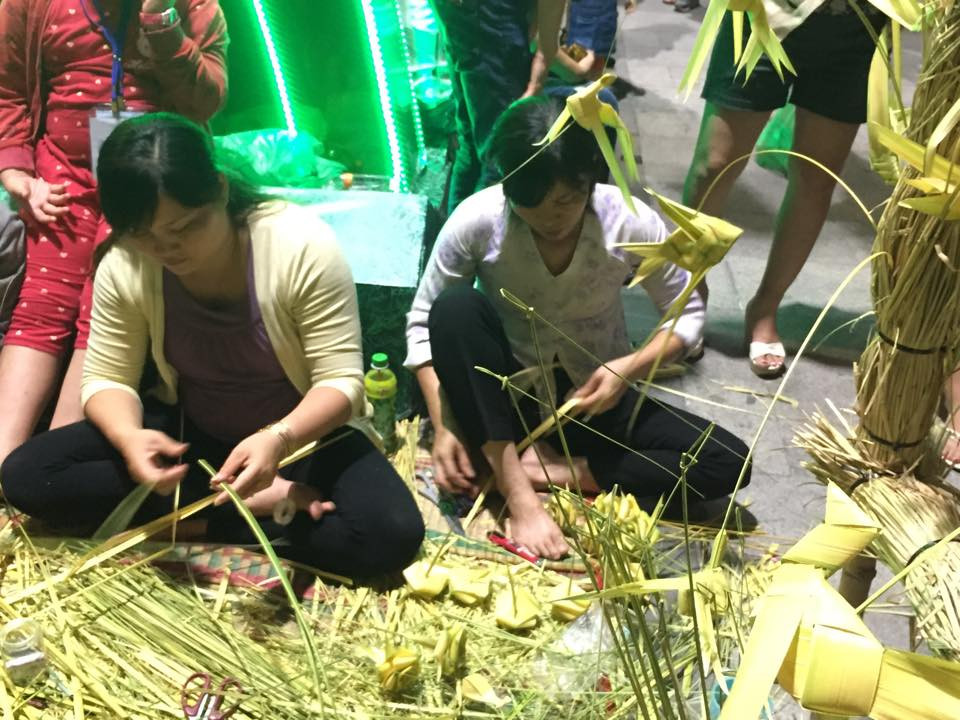 Cả nước tưng bừng đón năm mới Bính Thân 2016 ảnh 31