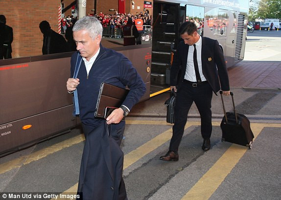 M.U vs Stoke City (1-1): 'Quỷ đỏ' bị níu chân ảnh 1