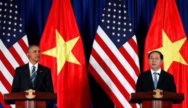Ông Obama thưởng thức bún chả Hà Nội ảnh 48
