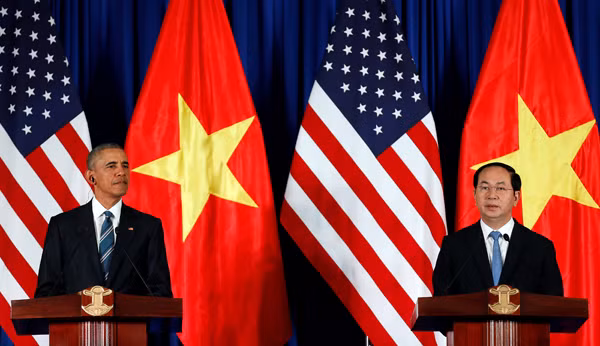 Ông Obama thưởng thức bún chả Hà Nội ảnh 48