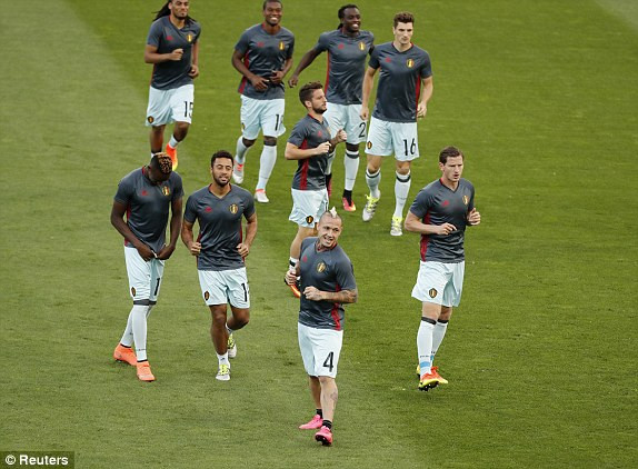 Bỉ nhấn chìm Hungary trong 'mưa gôn' ảnh 5