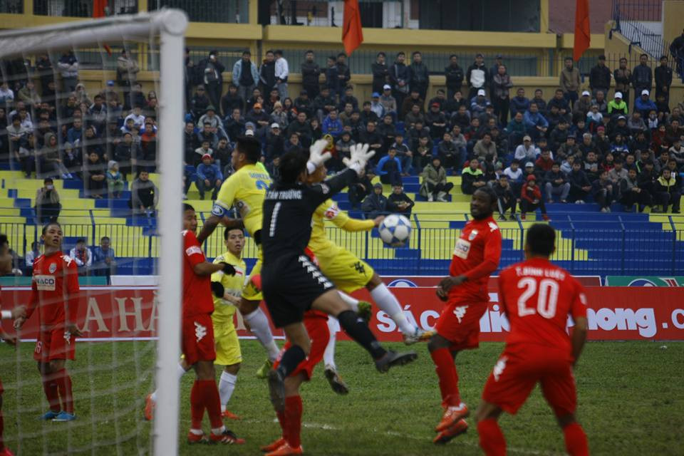 Anh Đức lập cú đúp, B.Bình Dương lần thứ 4 giành Siêu cúp ảnh 11