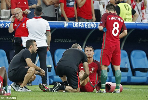 Bồ Đào Nha vào bán kết sau loạt 'đấu súng' nghẹt thở ảnh 23