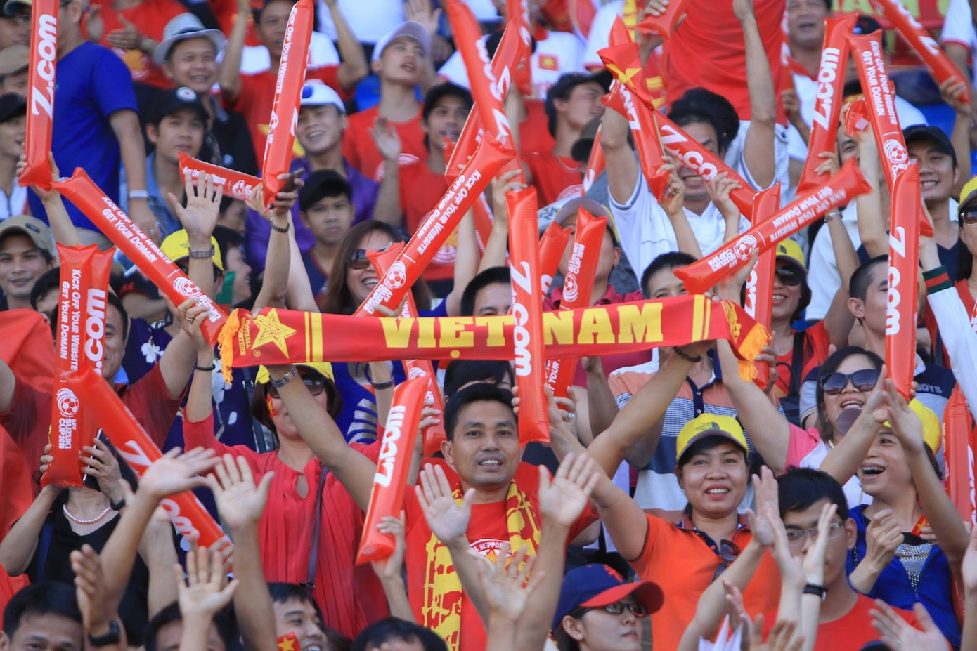 Trọng Hoàng 'nổ súng', tuyển Việt Nam hạ Malaysia ảnh 13