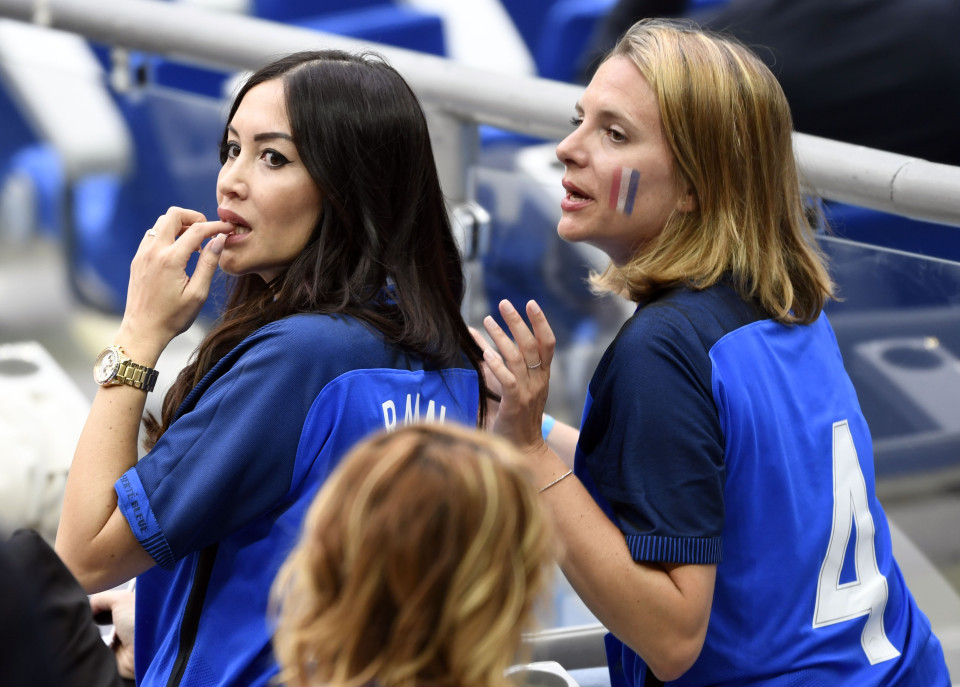 Xứ Wales giành chiến thắng lịch sử ảnh 25