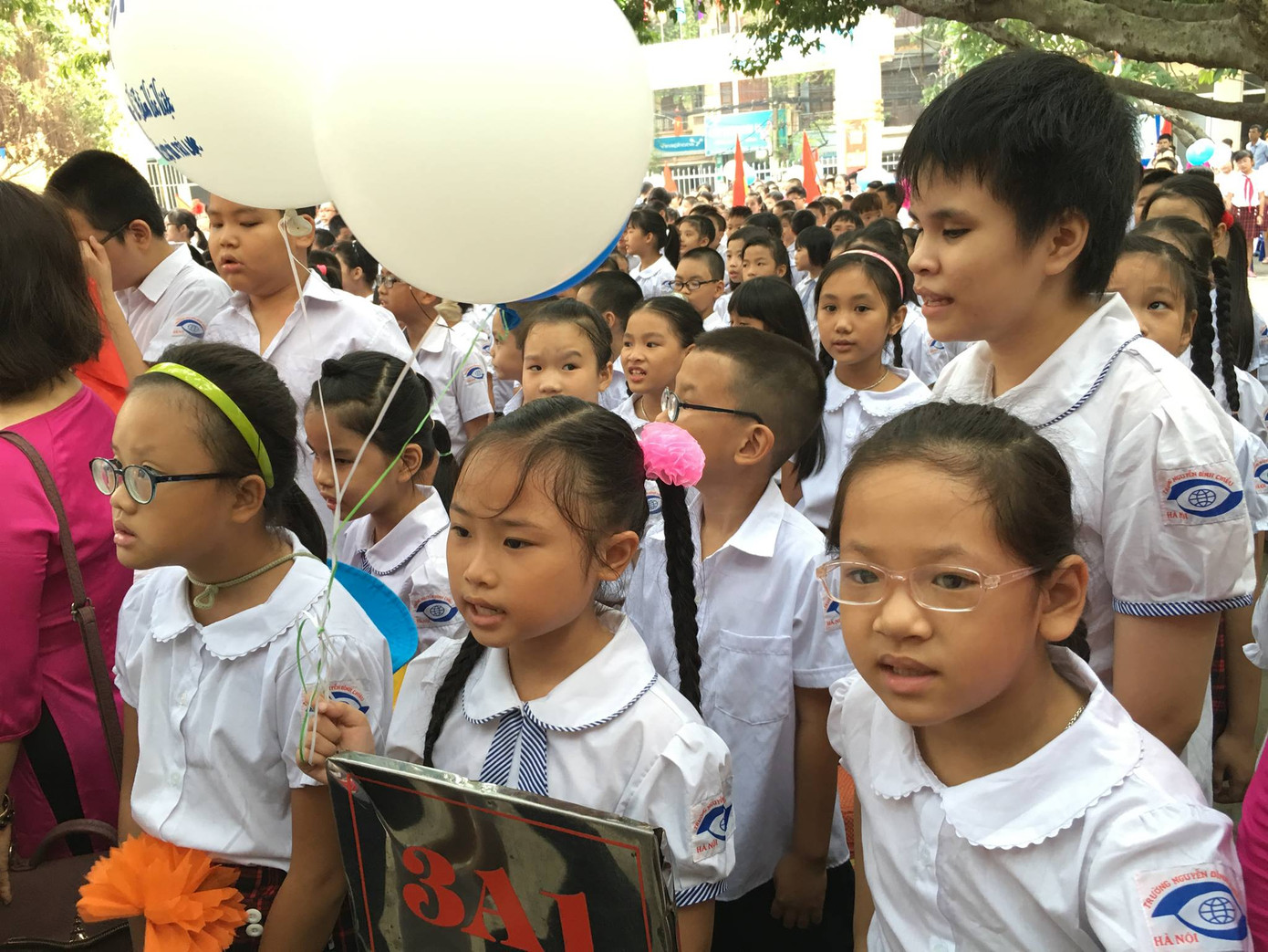 Chủ tịch nước đánh trống khai giảng năm học mới ảnh 45