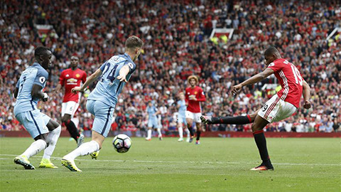M.U vs Man City (1-2): Quỷ đỏ nếm trái đắng ảnh 23