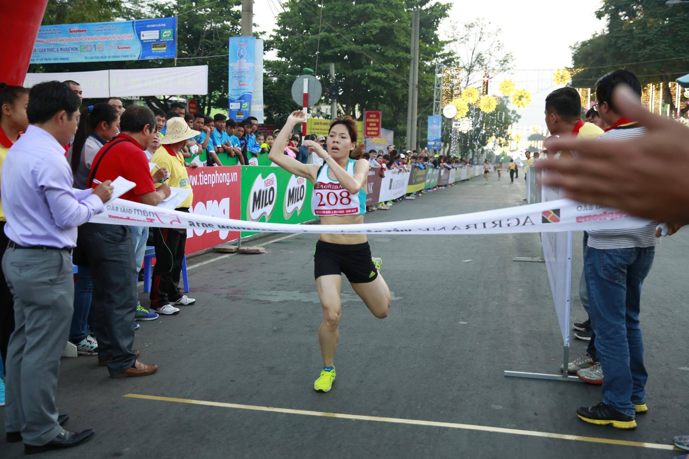 Tưng bừng đua tài Việt dã Tiền Phong ảnh 19