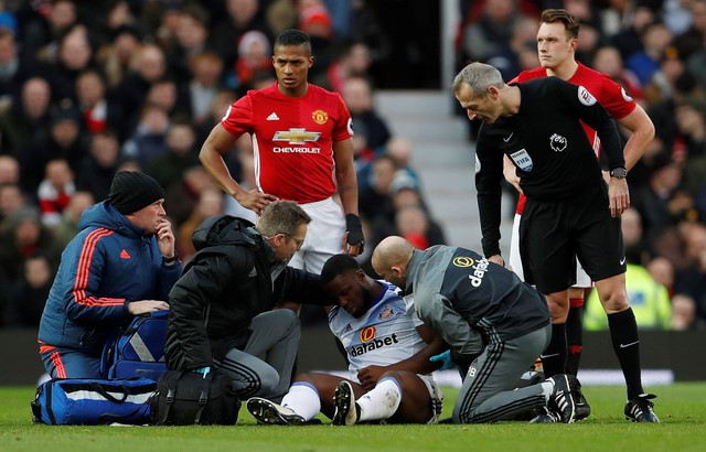 M.U vs Sunderland (3-1): Quỷ đỏ hoan hỉ trong lễ tặng quà ảnh 7