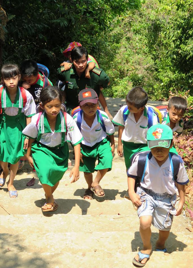 Chủ tịch nước đánh trống khai giảng năm học mới ảnh 14