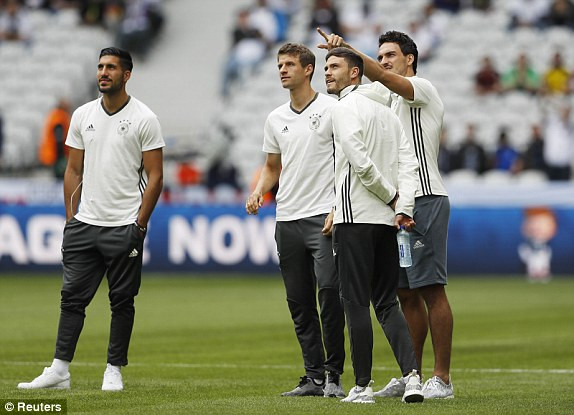 Đức vs Slovakia (3-0): Sức mạnh nhà vua ảnh 2