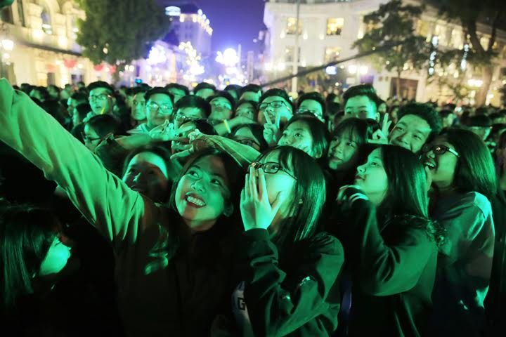 Thế giới tưng bừng chào đón năm 2017 ảnh 7