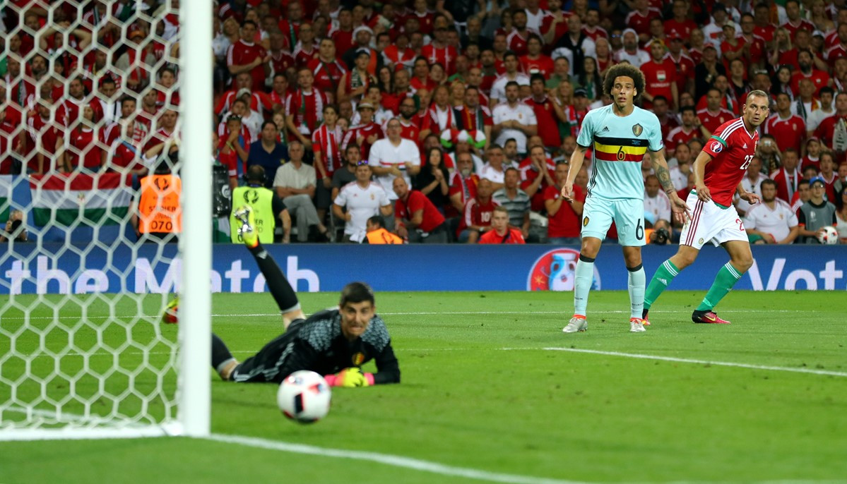 Bỉ nhấn chìm Hungary trong 'mưa gôn' ảnh 16