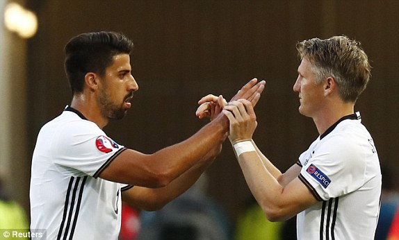 Hạ Italia ở loạt 'đấu súng', Đức lấy vé vào bán kết ảnh 22