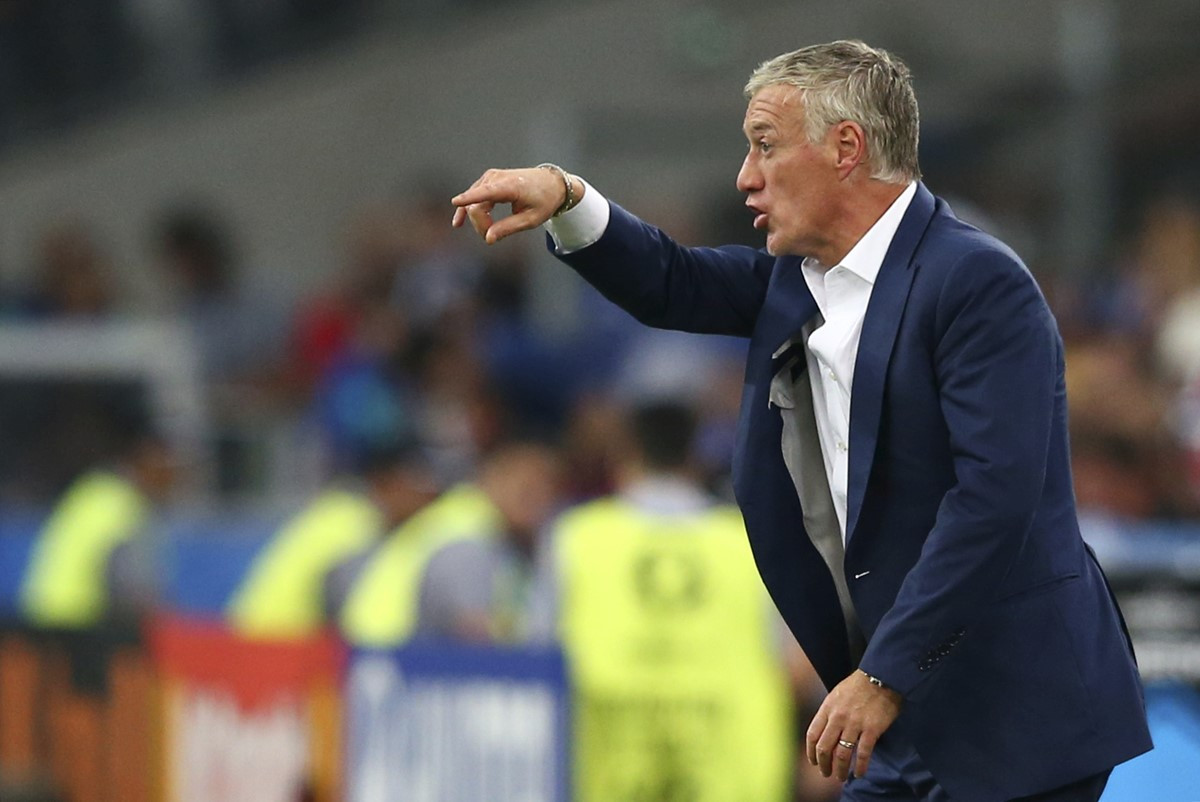 Pháp vs Albania (2-0): Lấy vé sớm từ chiến thắng muộn ảnh 7