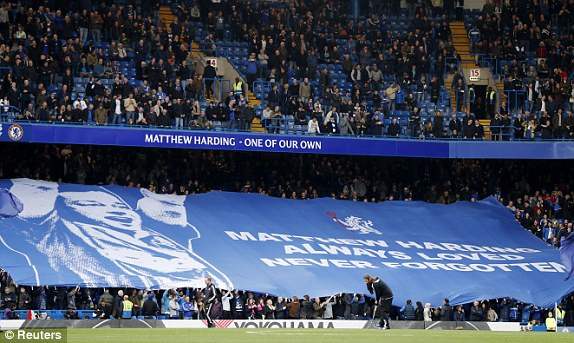 Chelsea vs M.U (4-0): Quỷ đỏ ngã xuống 4 tầng địa ngục ảnh 7