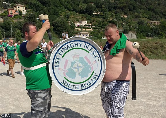 Ba Lan vs Bắc Ireland (1-0): Milik làm nên tất cả ảnh 22