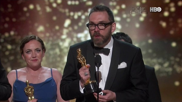 Leo Dicaprio giành tượng vàng Oscar sau 20 năm chờ đợi ảnh 13