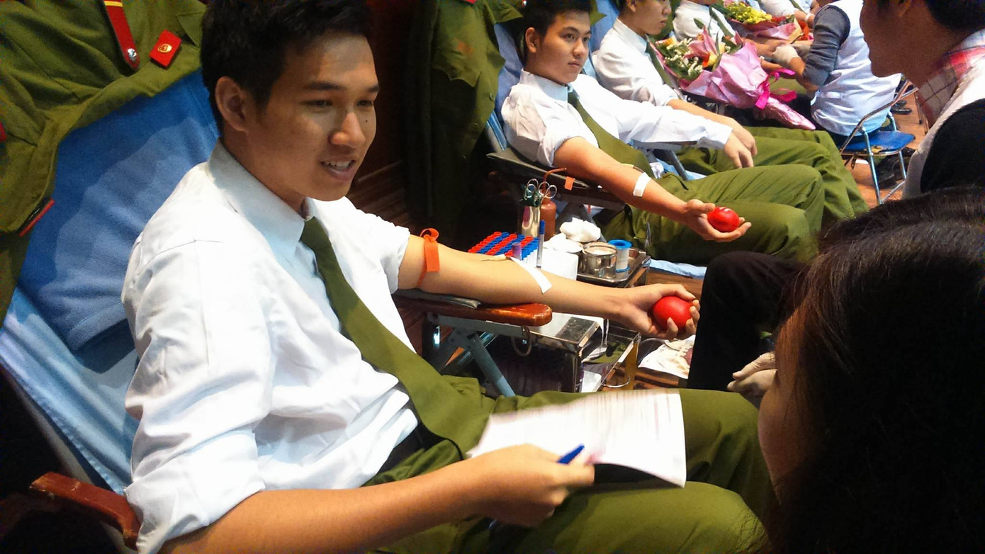 Chủ Nhật Đỏ 2016 đã tiếp nhận 11.763 đơn vị máu ảnh 78