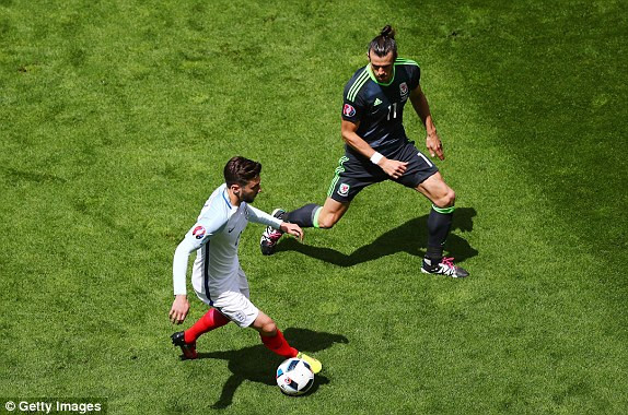 Anh vs Wales (2-1): Những người hùng từ băng ghế dự bị ảnh 14