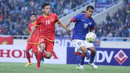 Trọng Hoàng 'nổ súng', tuyển Việt Nam hạ Malaysia ảnh 1