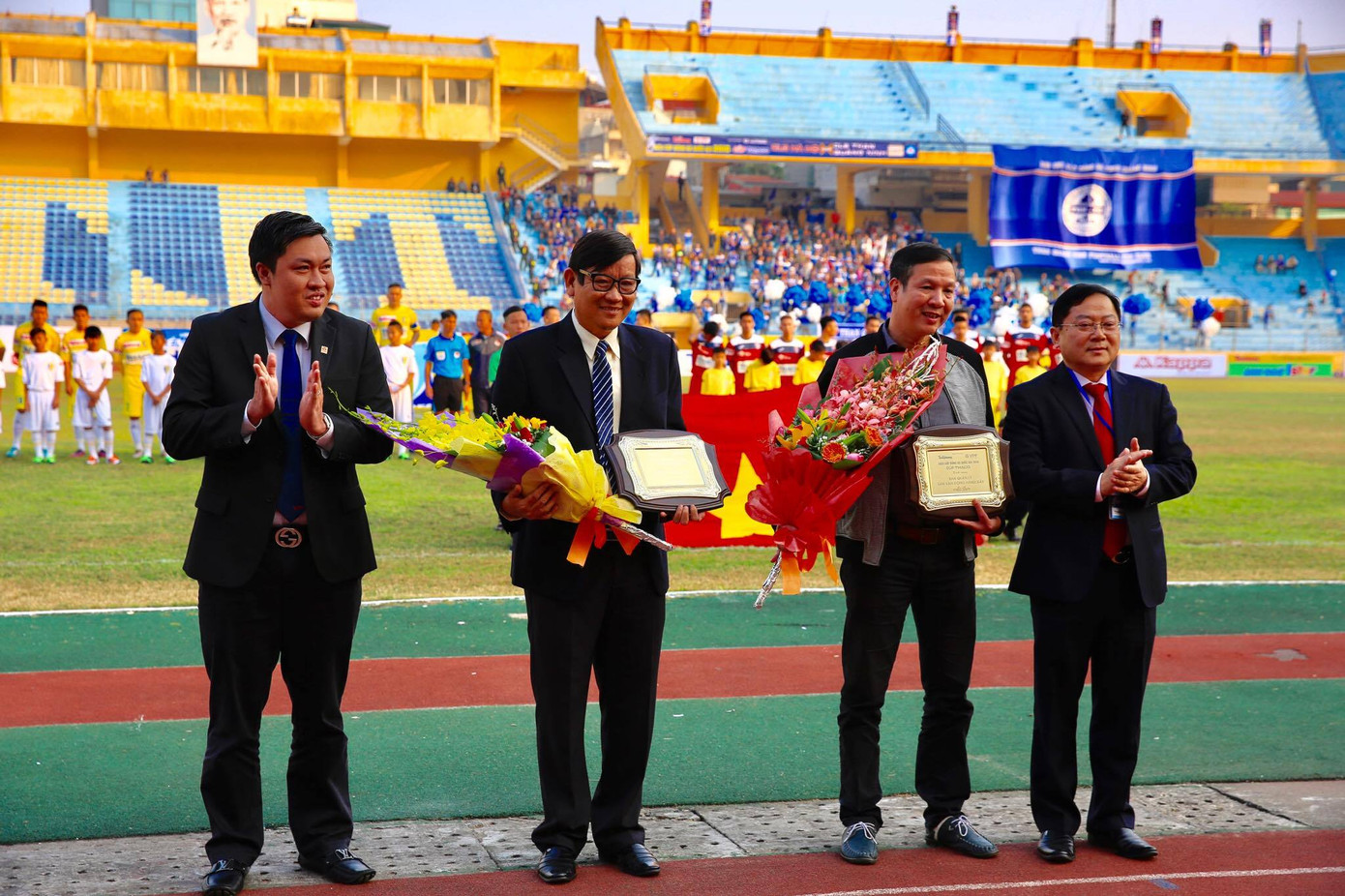 Thắng 'đấu súng', Than Quảng Ninh đoạt Siêu Cup 2016 ảnh 17