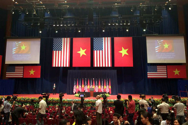 Ngày bận rộn của Tổng thống Mỹ Barack Obama ảnh 57