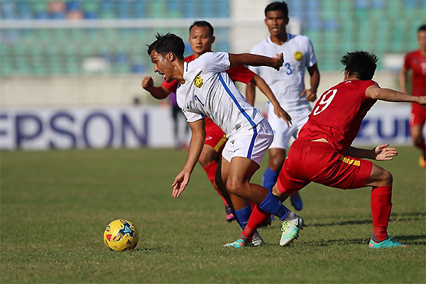 Trọng Hoàng 'nổ súng', tuyển Việt Nam hạ Malaysia ảnh 20