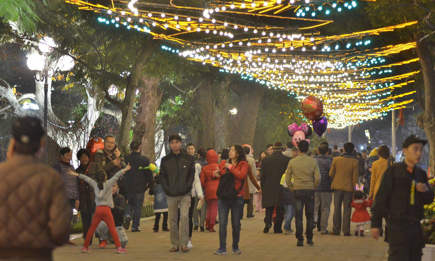 Cả nước tưng bừng đón năm mới Bính Thân 2016 ảnh 49