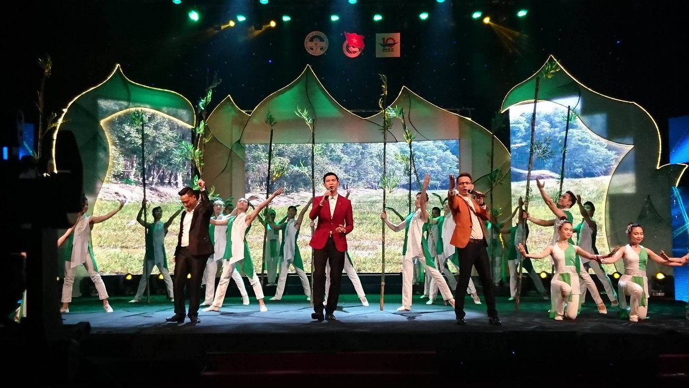 Công bố 10 Gương mặt trẻ Việt Nam tiêu biểu 2015 ảnh 10