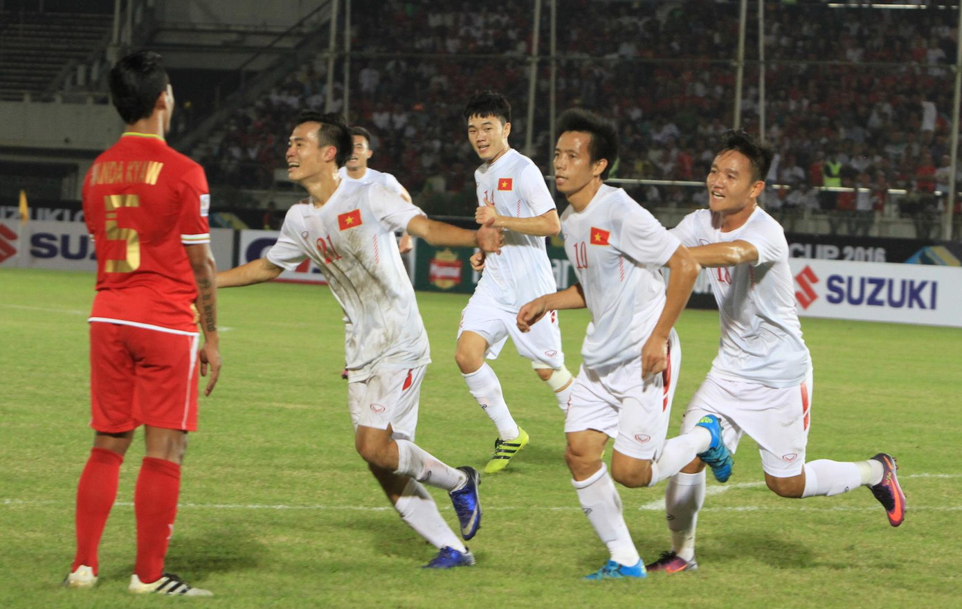 Công Vinh ghi bàn quyết định, tuyển Việt Nam hạ Myanmar ảnh 16