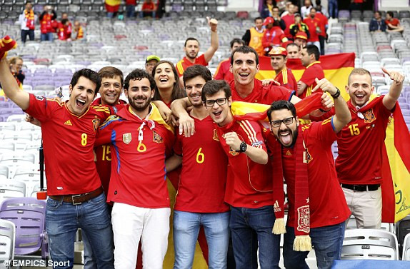 Tây Ban Nha vs CH Czech (1-0): Cứu tinh Pique ảnh 4