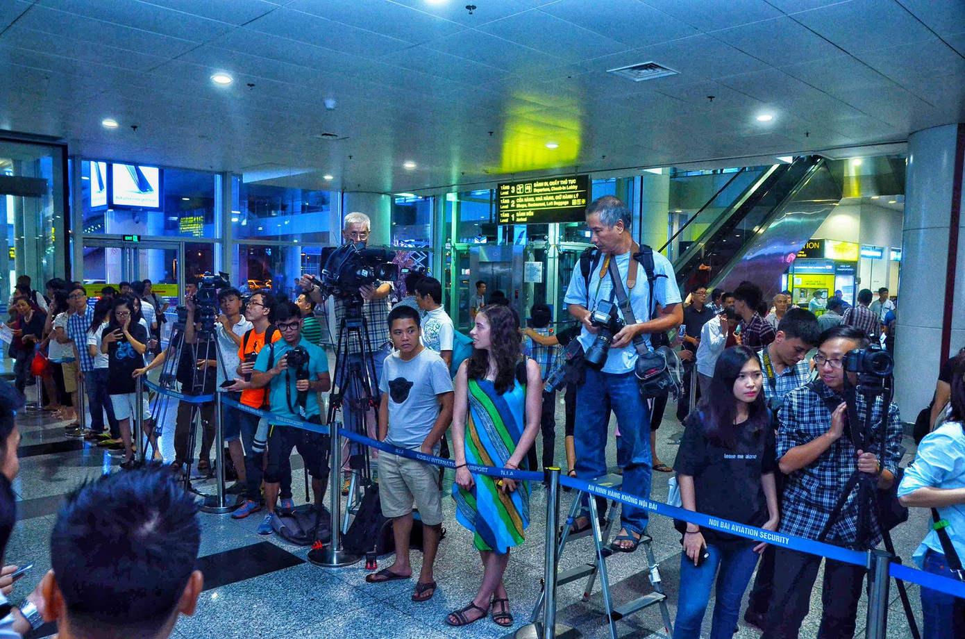 Cuồng nhiệt chào đón 'người hùng' Olympic Hoàng Xuân Vinh ảnh 18