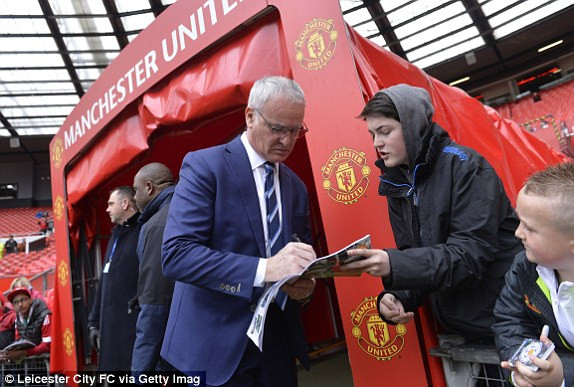 M.U vs Leicester (1-1): Chưa có tân vương ảnh 4