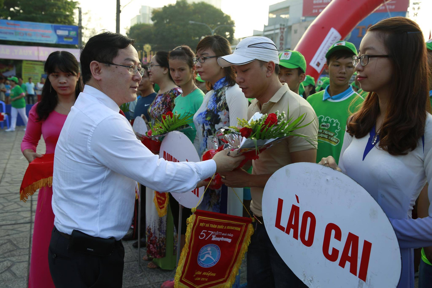 Tưng bừng đua tài Việt dã Tiền Phong ảnh 28