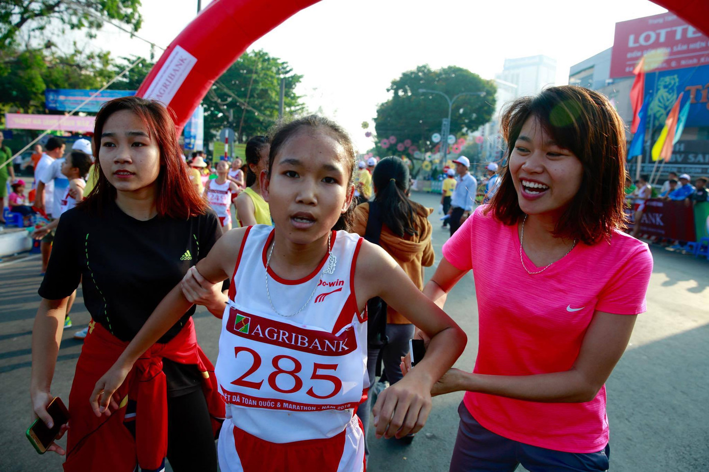 Tưng bừng đua tài Việt dã Tiền Phong ảnh 45